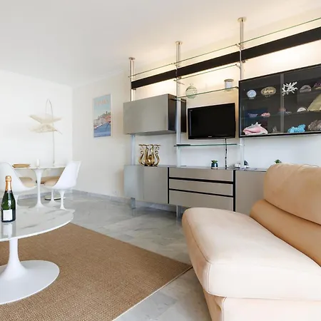 Fettolina Yourhosthelper Apartment Cannes